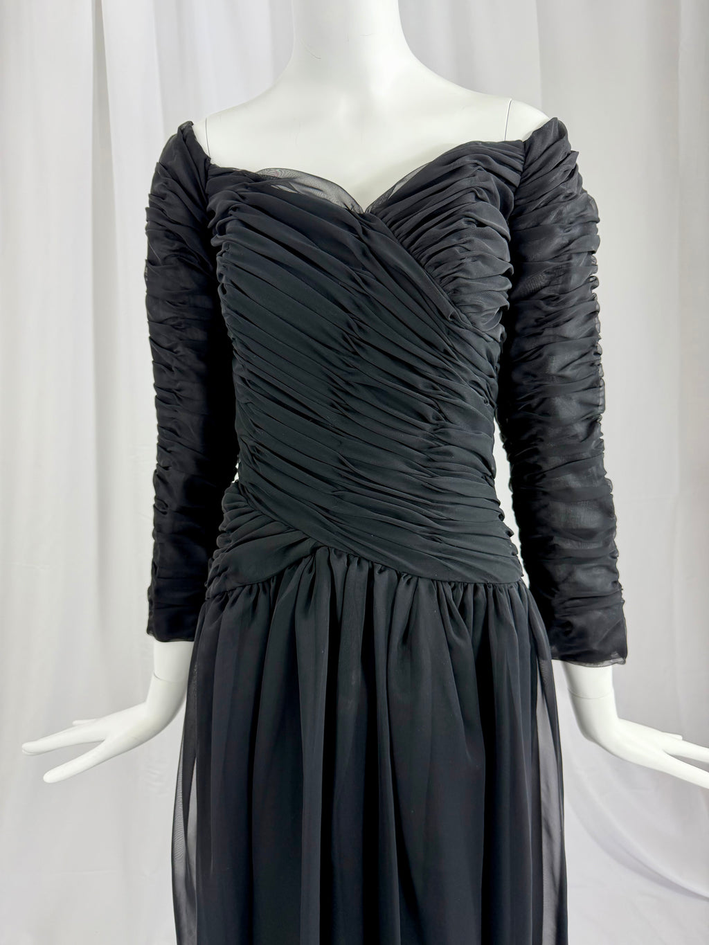 80's VICTOR COSTA Ruched Dress