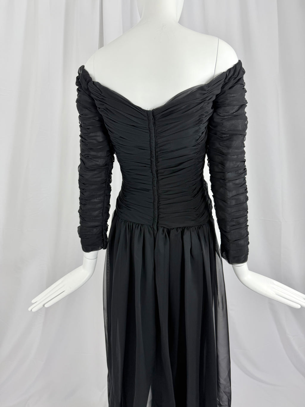 80's VICTOR COSTA Ruched Dress