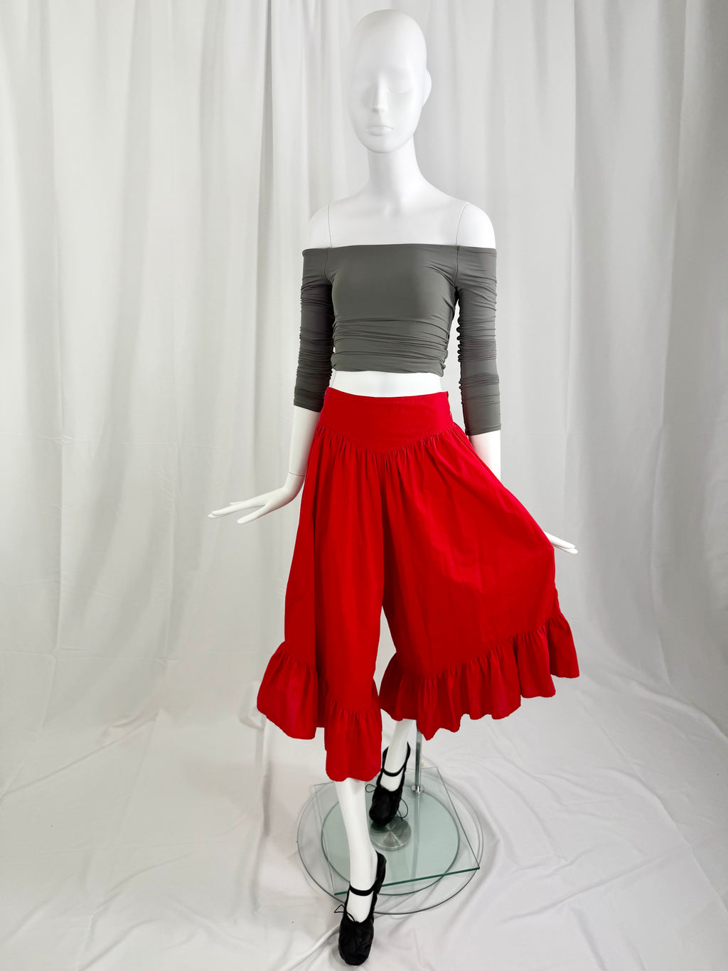 80's Red Ruffle Culottes