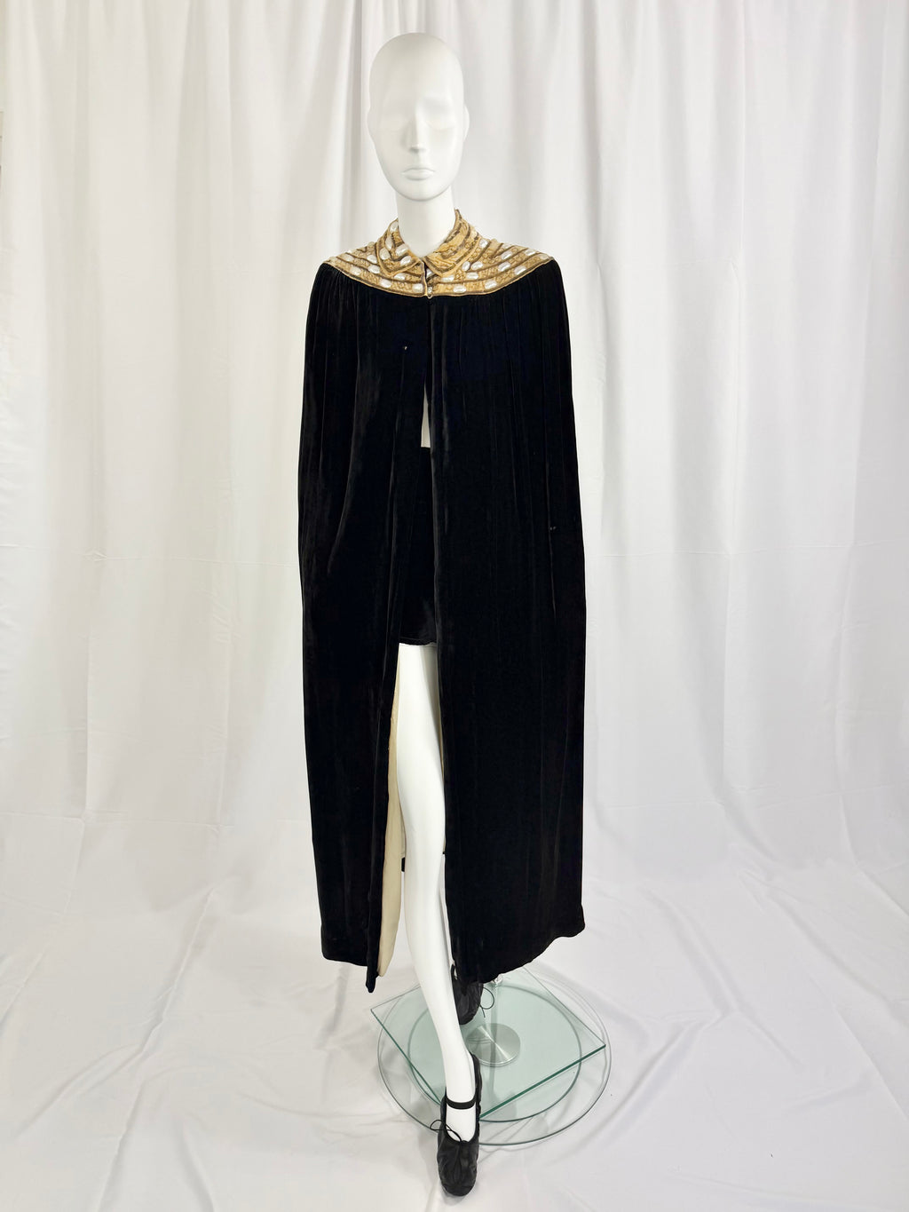 1930's Silk Velvet Cape