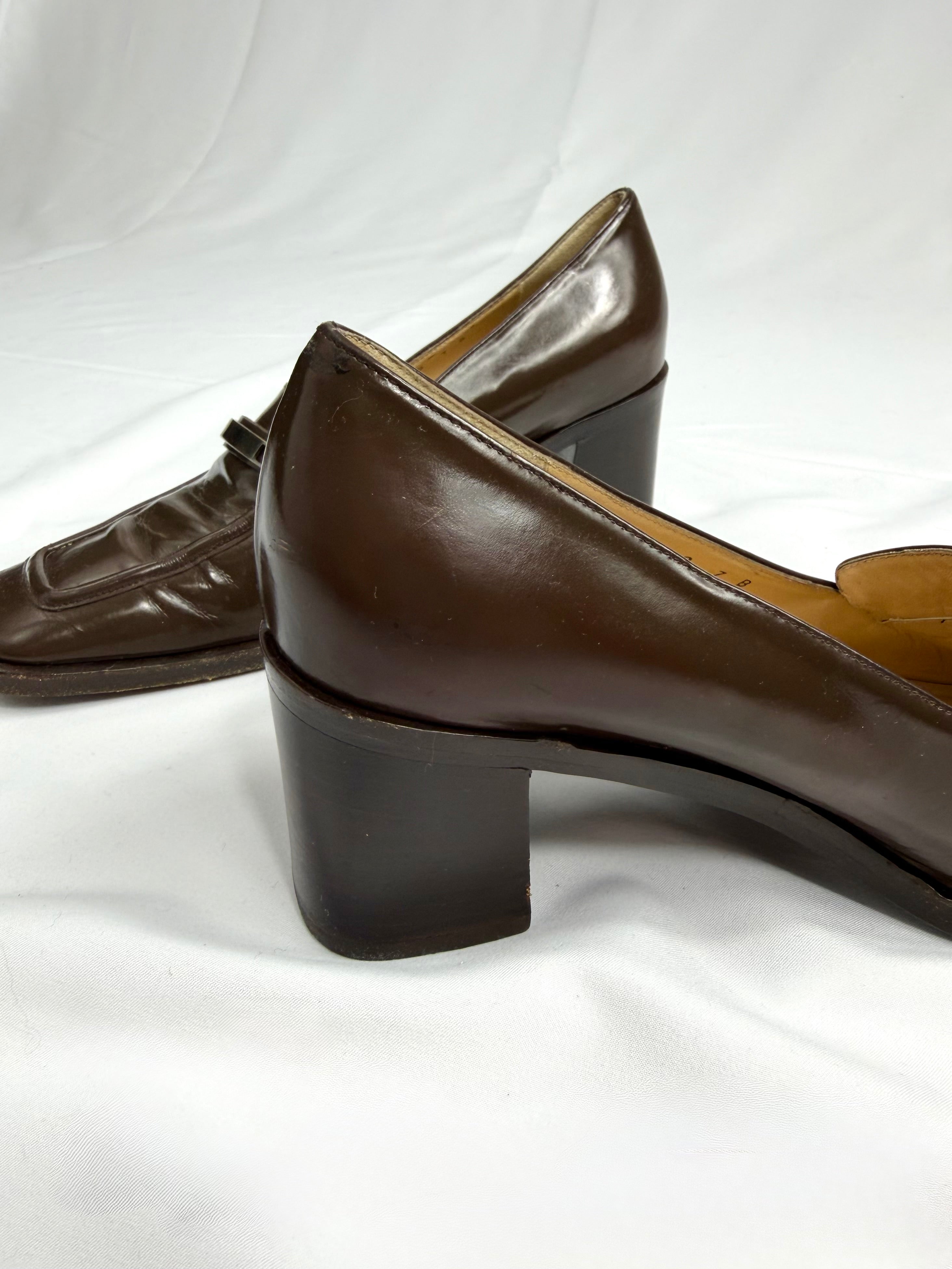 90's GUCCI Square Toe Loafers