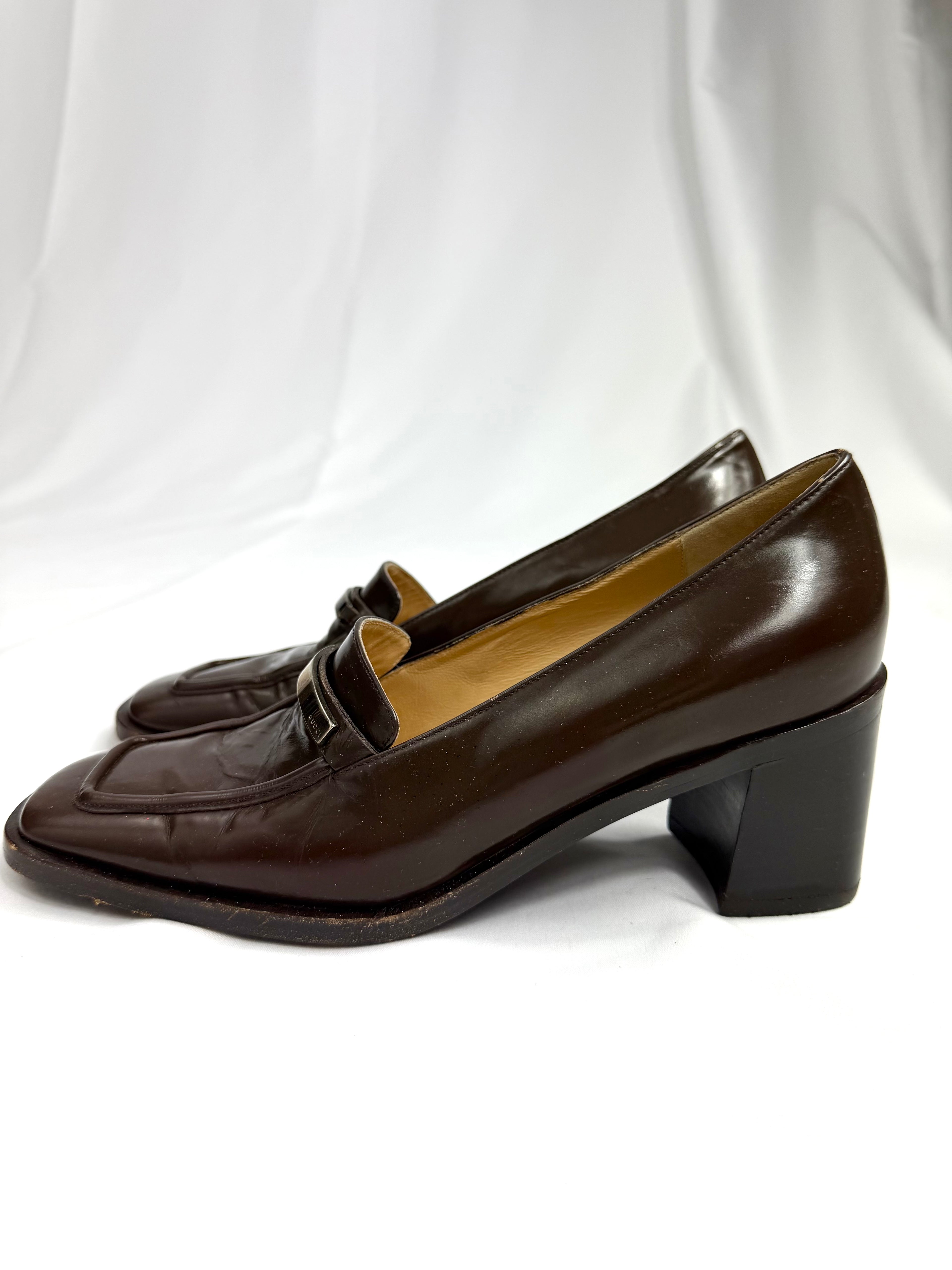 90's GUCCI Square Toe Loafers