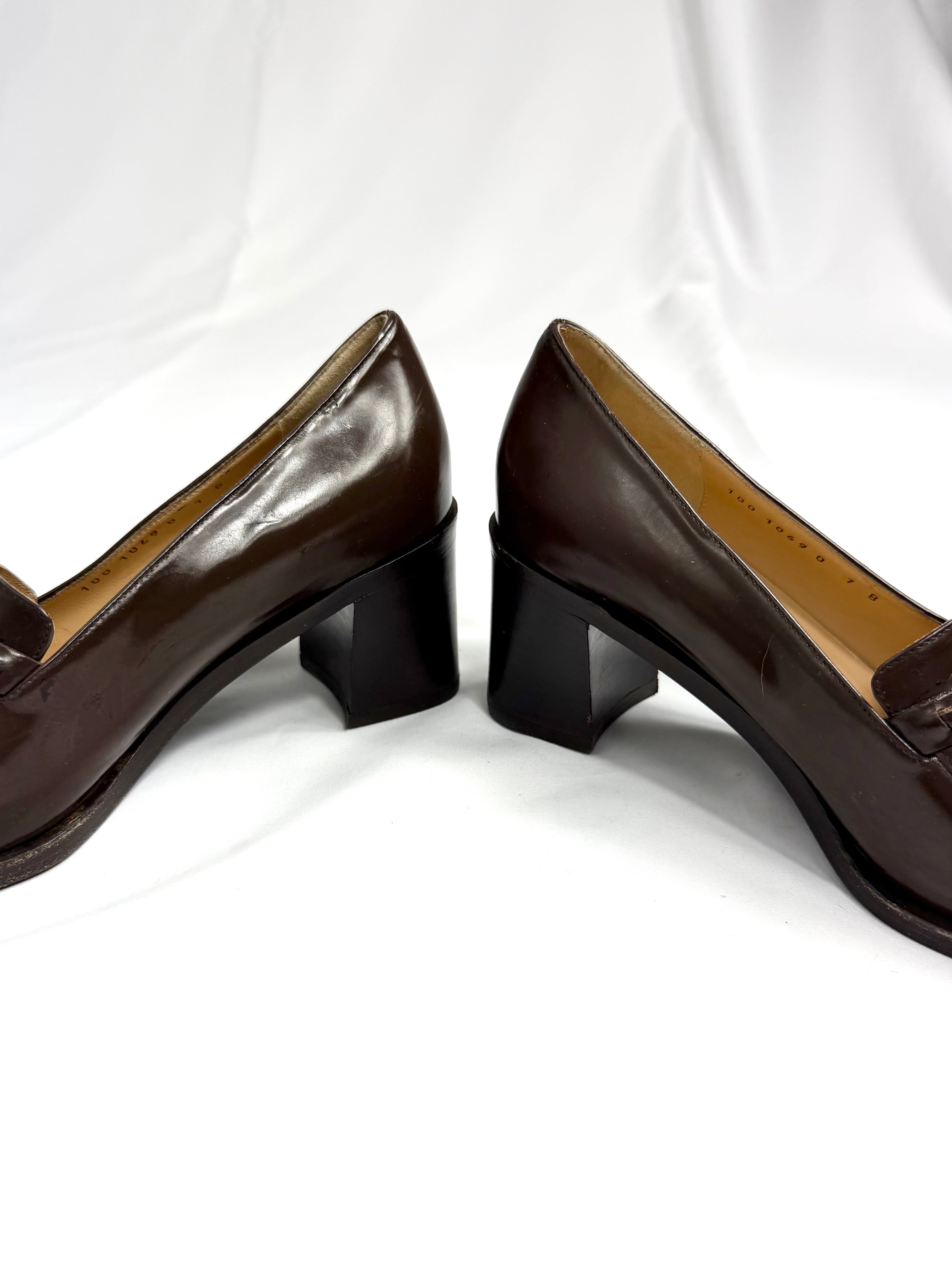 90's GUCCI Square Toe Loafers