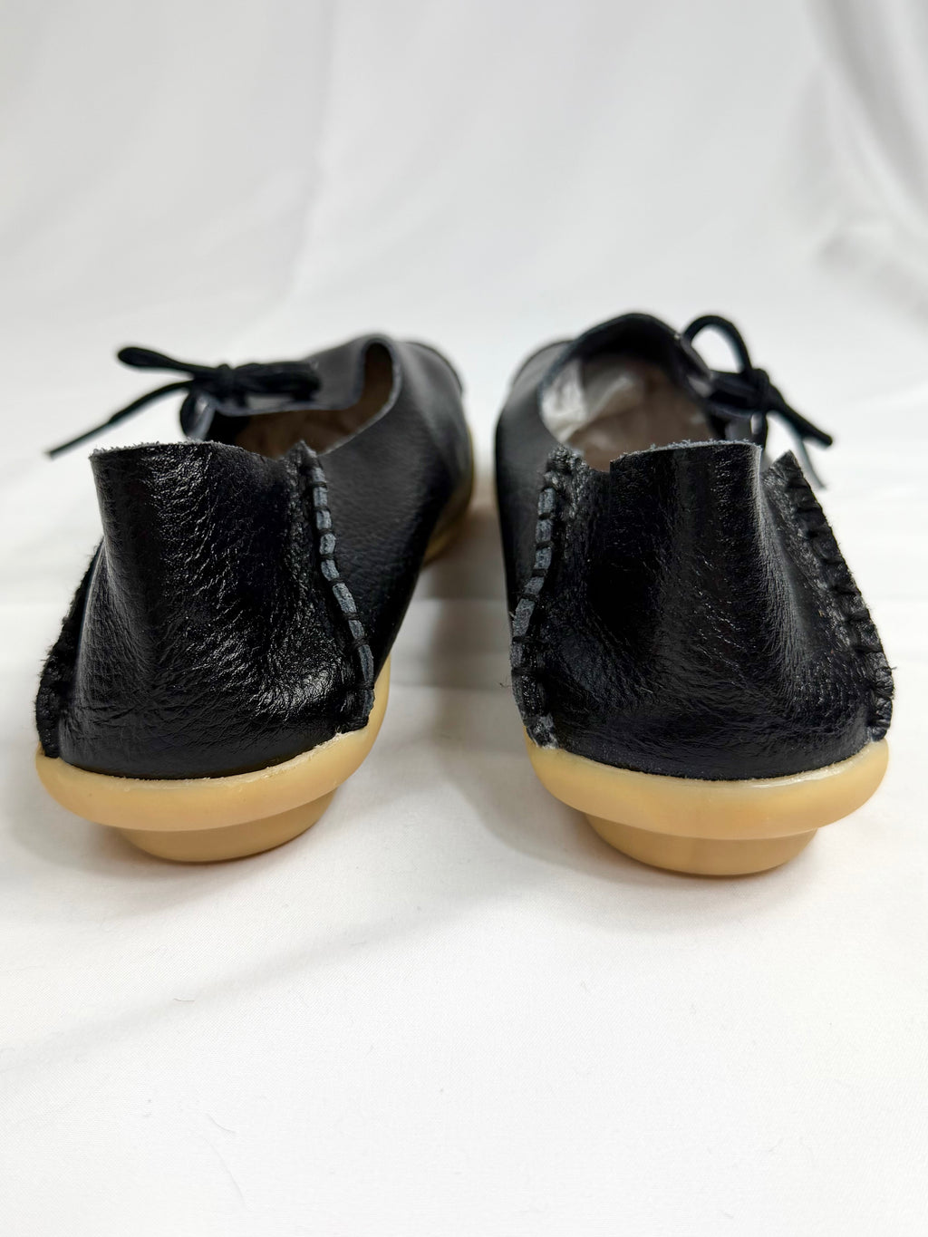 Pebbled Leather Laced Shoes